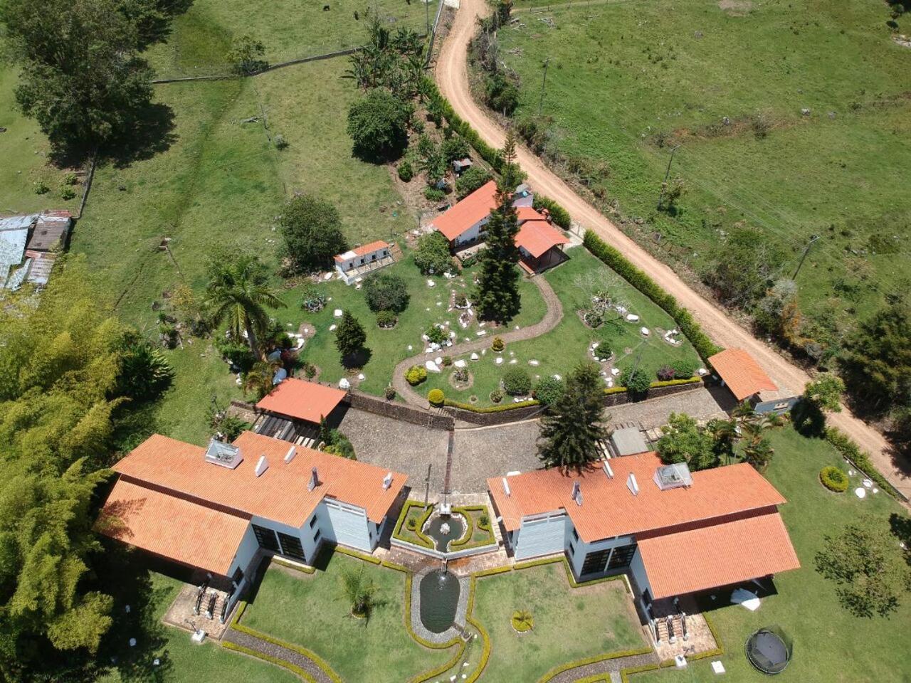 Hotel Maca Lago Каліма Екстер'єр фото