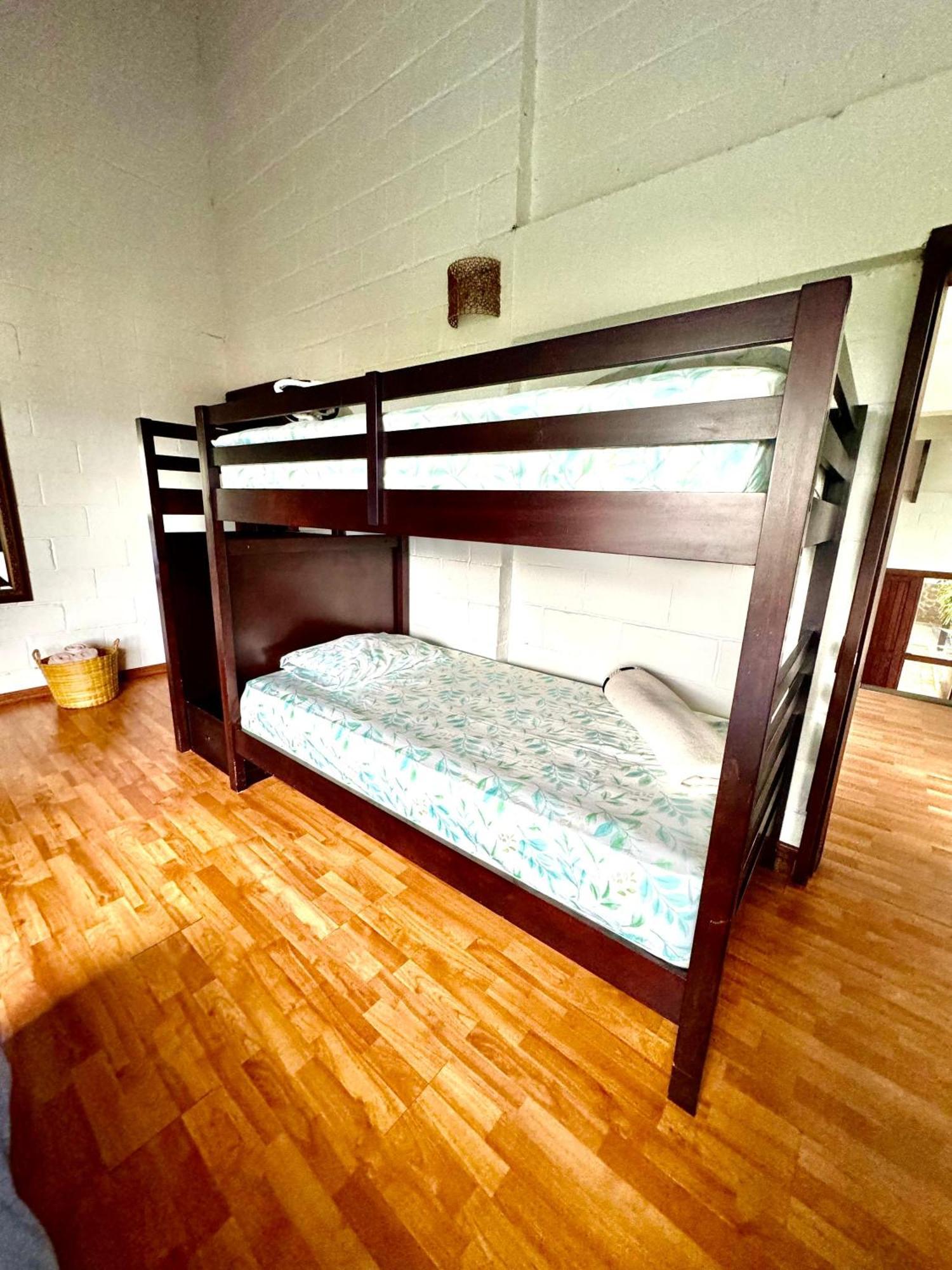 Hotel Maca Lago Каліма Екстер'єр фото